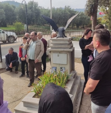 Ali Tekin Binbaşı mezarı başında anıldı 2 Ali Tekin Binbaşı mezarı başında anıldı