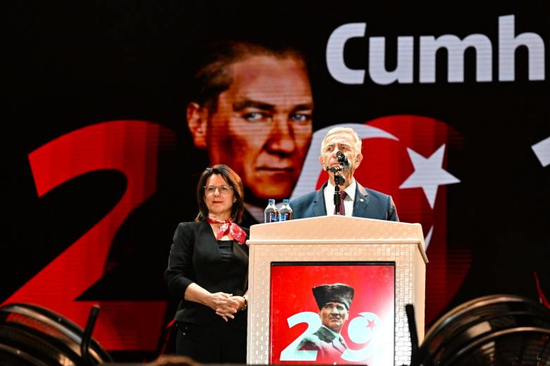Ankara'da Hadise çıktı: 100 bin kişiyle Cumhuriyet coşkusu 4