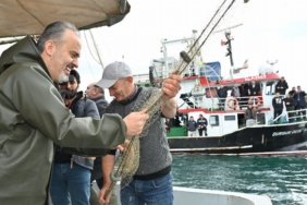 Bursa Büyükşehir'den balıkçılara tulum ve çizme 6