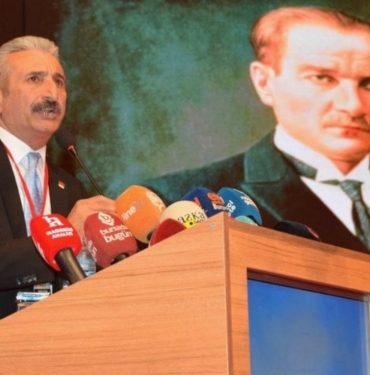 Bursa Mustafakemalpaşa'daki skandal 24 Kasım afişine bir tepki de CHP'den