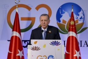 Cumhurbaşkanı Erdoğan'dan liderlere tepkiye davet etti 6