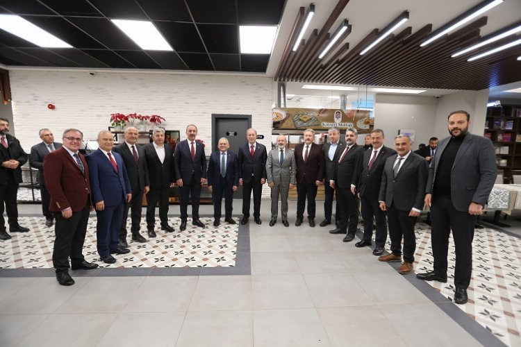Kayseri protokolü ilçe belediye başkanlarıyla buluştu 18