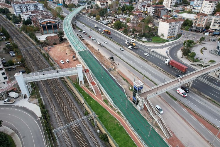 Kocaeli'de tramvay hattı durağına 78 araçlık otopark 20
