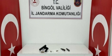 Bingöl’de uyuşturucu ve silah ele geçirildi 21