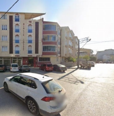 Bursa Karacabey'de o mahallede en ciddi sorun yol ve otopark!