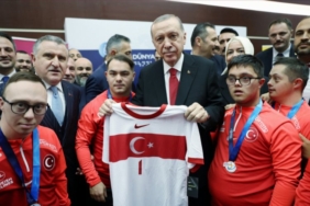 Cumhurbaşkanı Erdoğan Futsal Millî Takımı'nı kabul etti 7