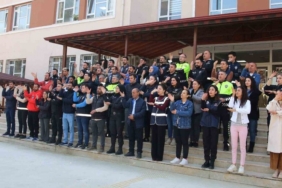 Hatay'da Türk Polisi'nden işaret dili ile İstiklal Marşı 6