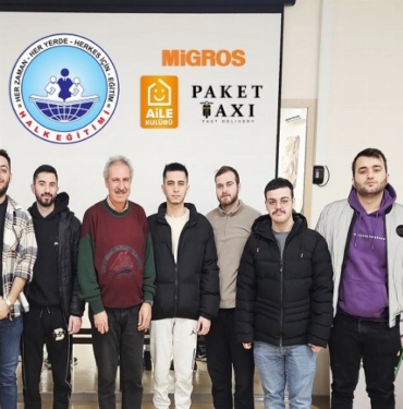 Moto kuryelere eğitim ve iş fırsatı