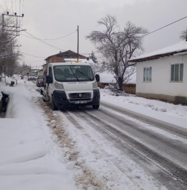 Pazaryeri beyaza büründü