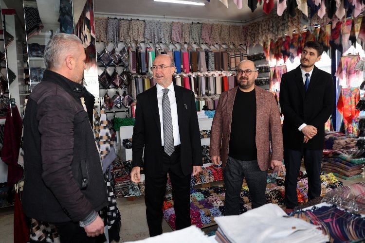 Başkan Pekyatırmacı'dan Tekstil Pazarı ziyareti 21