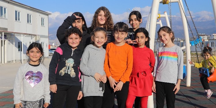 Depremin birinci yıl dönümünde  anlamlı ziyaret