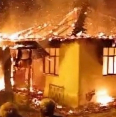 Düzce Yığılca'da müstakil ev küle döndü!