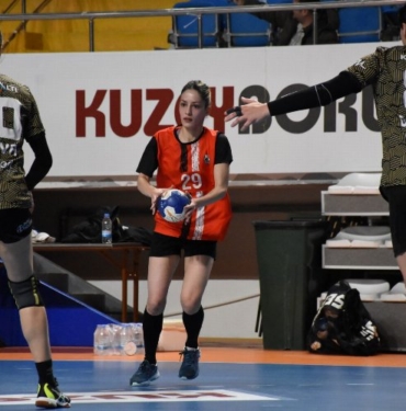 Hentbol Kadınlar Süper Ligi’nde 17