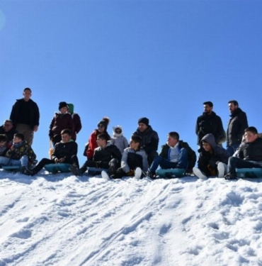 Sason’da miniklere kar etkinliği 16