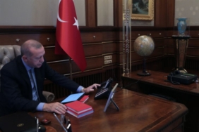 Belçika'da yaralanan Türk gencine Cumhurbaşkanı Erdoğan'dan telefon