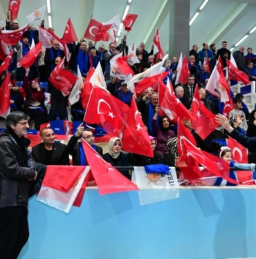 Bursa Karacabey’de 'gerçek belediyecilik' sürecek