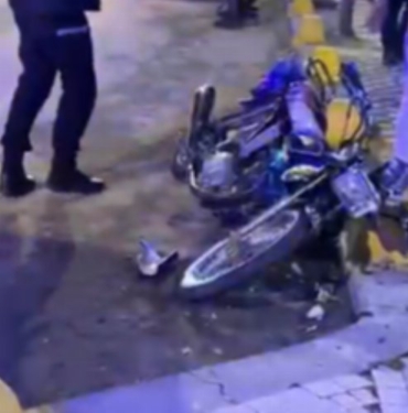 Edirne Keşan'da otomobil motosiklete çarptı: 2 yaralı