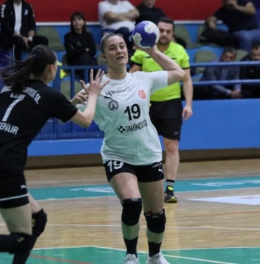 Hentbol Kadınlar Süper Ligi’nde 20