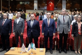 Kayseri Erciyes Üniversitesi'nden çifte kongre 3