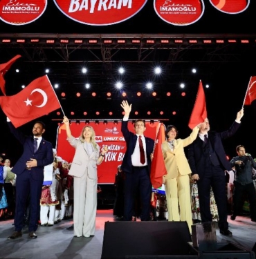 İstanbul'da coşkunun finali Üsküdar'da oldu