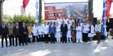 İzmir MEB Gastronomi Festivalinde lezzet şöleni