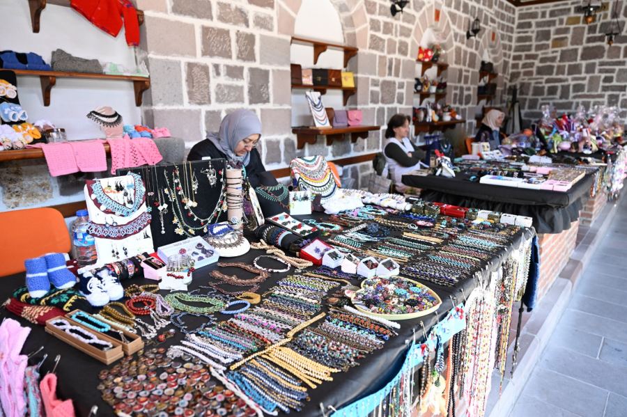 Altındağlı Kadınların El Emekleri Yeni Sezona "Merhaba" Dedi 2 Altındağlı Kadınların El Emekleri Yeni Sezona "Merhaba" Dedi 2
