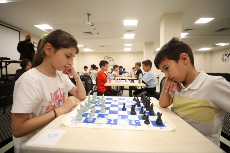 Geleneksel Satranç Turnuvası’nda büyük heyecan 1