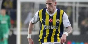 fenerbahceli-ryan-kent-ada-ya-donuyor-1720444803-307-x750