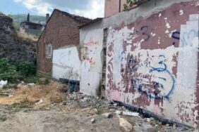 bursa-pinarbasi-mahallesindeki-eski-evler-dikkat-cekiyor-1720688885-569-x750