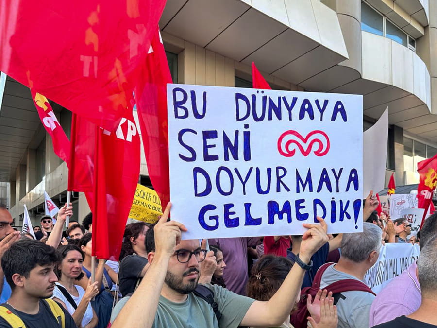 Tüpraş Önünde Protesto: Koç Holding Halkımıza Feda Olsun 1