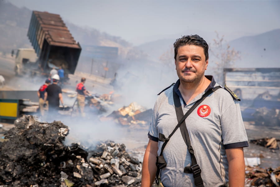 İzmir İtfaiyesi 50 saat boyunca aralıksız görev yaptı 3