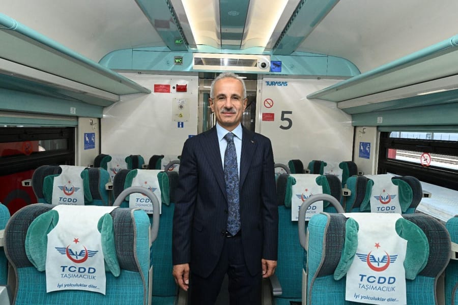 225 Km Hıza Ulaşacak! Milli Hızlı Tren 2025’te Raylarda 2