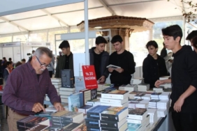 Gemlik Kitap Limanı kapılarını açıyor (1)