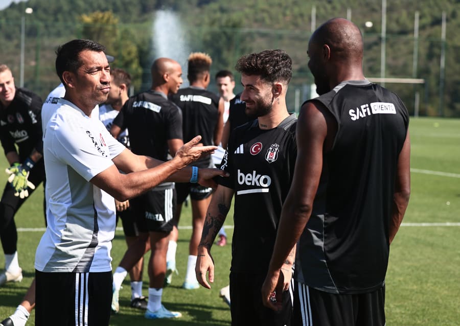 Beşiktaş Trabzonspor Derbisine Hazır! Kamp Kadrosu Açıklandı 1