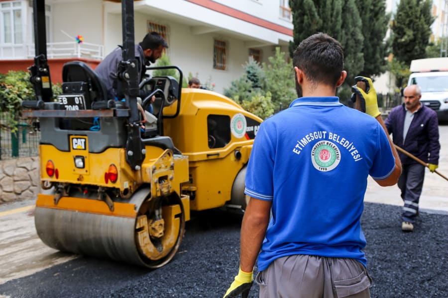 Etimesgut’ta Asfalt Seferberliği 1