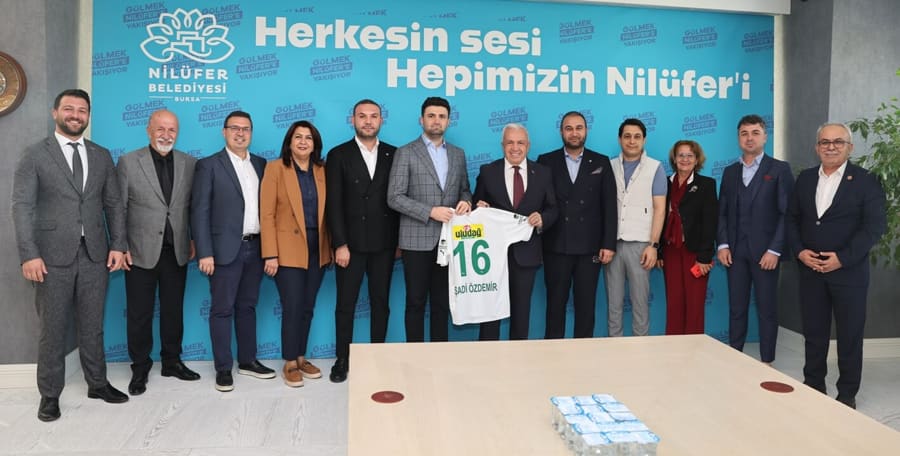 Nilüfer Belediye Başkanı Şadi Özdemir’den Bursaspor’a Tam Destek 1