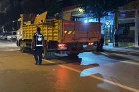 Zabıtadan gece mesaisi! İşgallere son verildi (2)