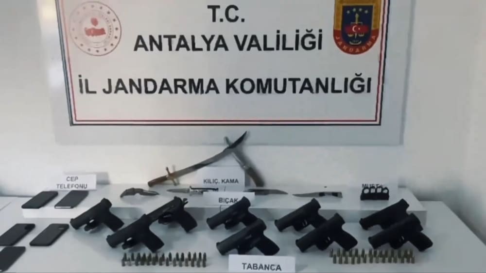 Bakan Yerlikaya Açıkladı: 6 Suç Örgütü Çökertildi, 91 Kişi Tutuklandı 2