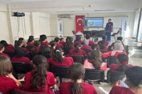Büyükşehir’den 140 Kız Çocuğuna Farkındalık Eğitimi Verildi