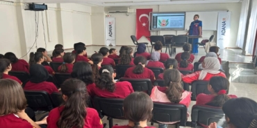 Büyükşehir’den 140 Kız Çocuğuna Farkındalık Eğitimi Verildi