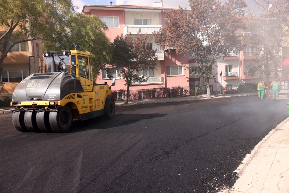 2024_10_22_Fen İşleri_Tam Kaplama Asfalt_Paris Caddesi (11)