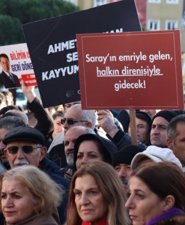 CHP Bursa'dan Esenyurt’a Destek: "Yurttaşın Seçme ve Seçilme Hakkı Elinden Alınmak İsteniyor" 3 unnamed (1)