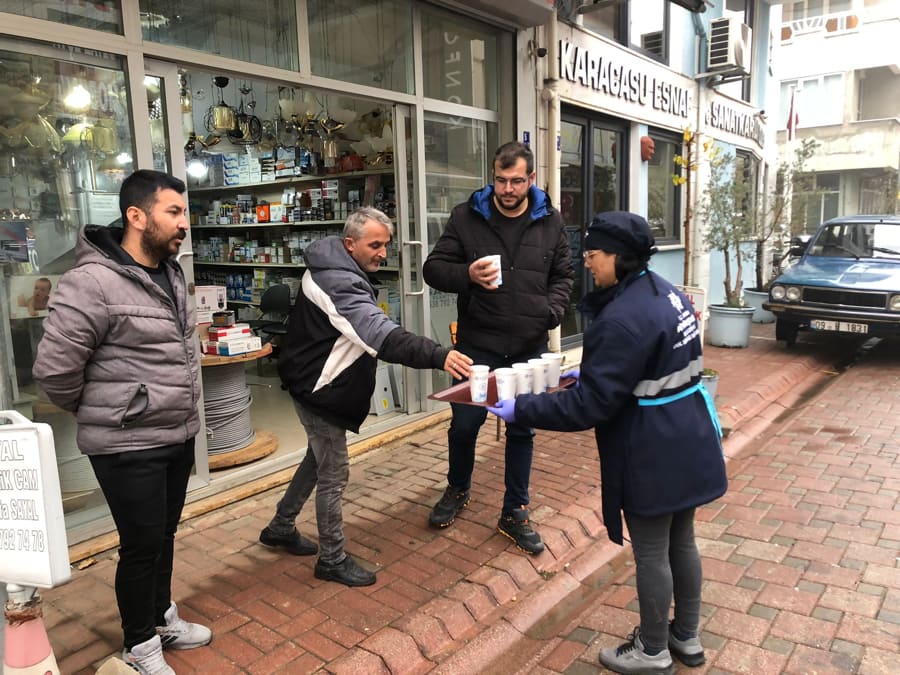Aydın Büyükşehir Belediyesi’nden Kışa Özel Sıcak Çorba İkramı 1 Aydın Büyükşehir Belediyesi’nden Kışa Özel Sıcak Çorba İkramı 1
