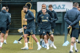 Süper Lig 15. Hafta: Hakemler ve Maç Programı Açıklandı 1 thumbnail
