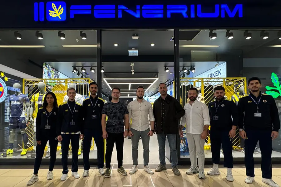 Fenerium’un Ankamall Mağazası Yenilendi 1 Fenerium’un Ankamall Mağazası Yenilendi 1