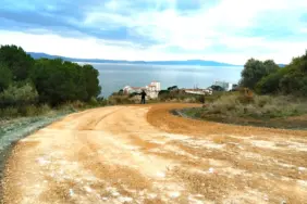Gemlik'te arazi yolları açılıyor (1)