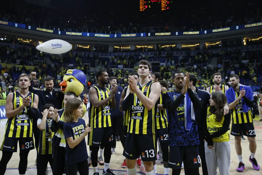 Fenerbahçe, Real Madrid'i Evinde Yıktı! 1