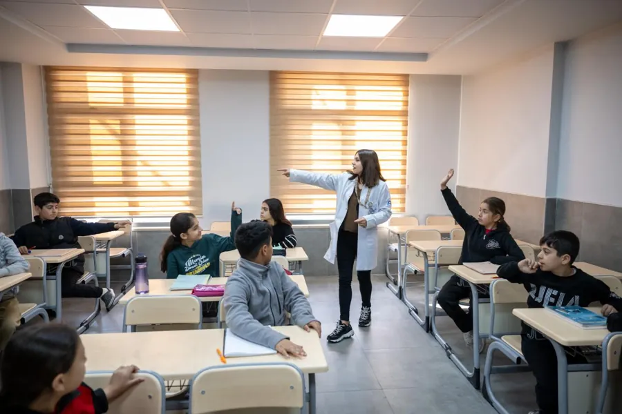Mersin'de Kurdali Sosyal Yaşam Merkezi Hizmete Açıldı 1 Mersin'de Kurdali Sosyal Yaşam Merkezi Hizmete Açıldı 1