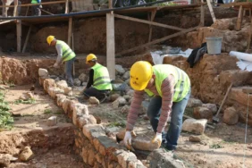 Hıdırlık Kulesi’nde heyecan verici arkeolojik keşif (2)