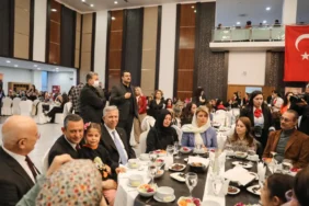 İLK İFTAR GÜNÜNDE ÖNEMLİ BULUŞMA (2)